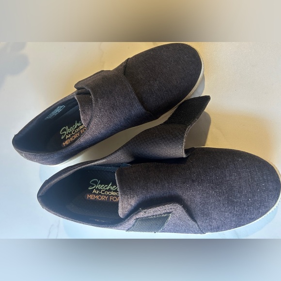 Skechers Womens Air-cooled Memory Foam Slip-on Shoes - Picture 2 of 8